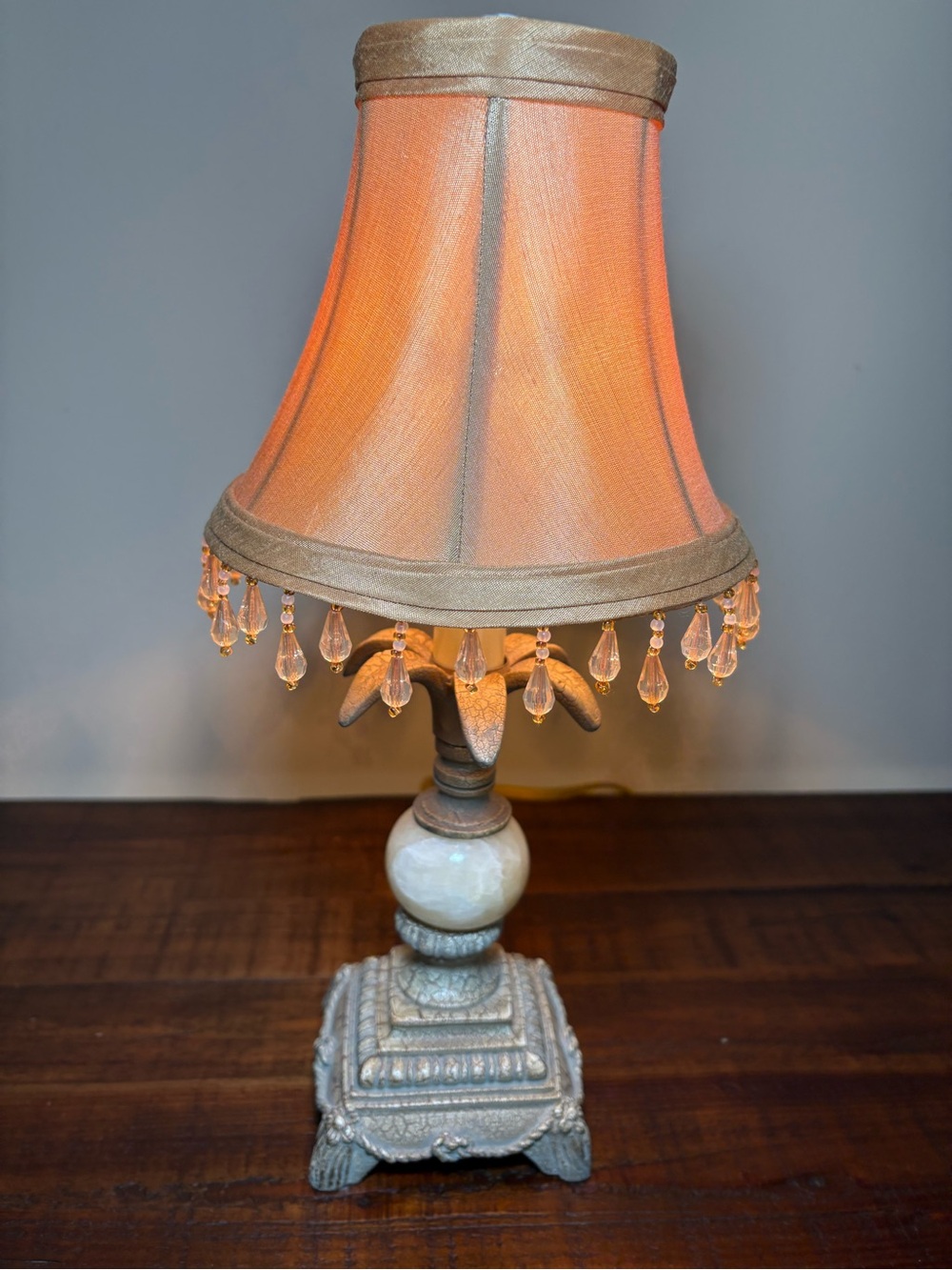 Vintage Style Accent Table Lamp / Gold Fabric Shade With Crystal Bead Drops - Picture 6 of 10